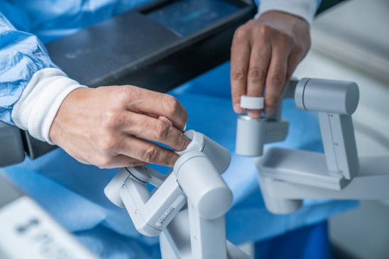 Slider image (3) Apollo Proton Cancer Centre